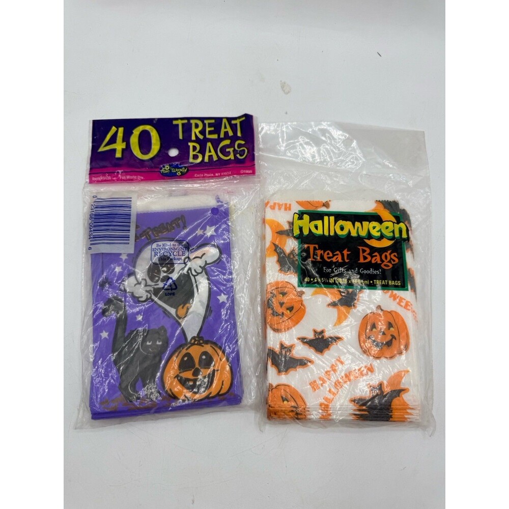 VTG 90s Halloween Trick Or Treat Candy Bags Ghost Pumpkin Cat Bat Grave 80 Total